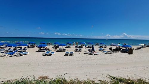 747-19201 Collins Ave, Sunny Isles Beach, FL, 33160-2202 | Card Image