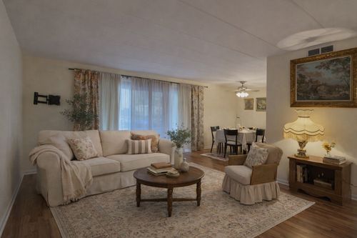 apt-1b-10360 Parkside Ave, Oak Lawn, IL, 60453-4569 | Card Image