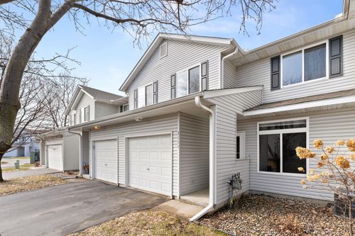 2115 Parkway Avenue, Shakopee, MN, 55379 | Card Image