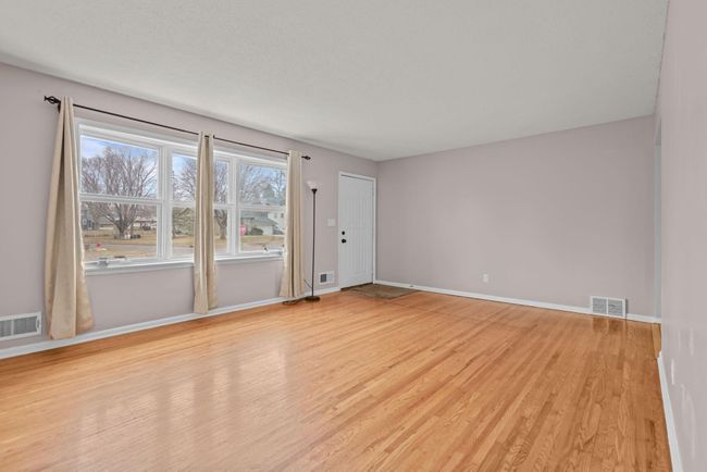 16-web-or-mls-BG7A4198.jpg | Image 12