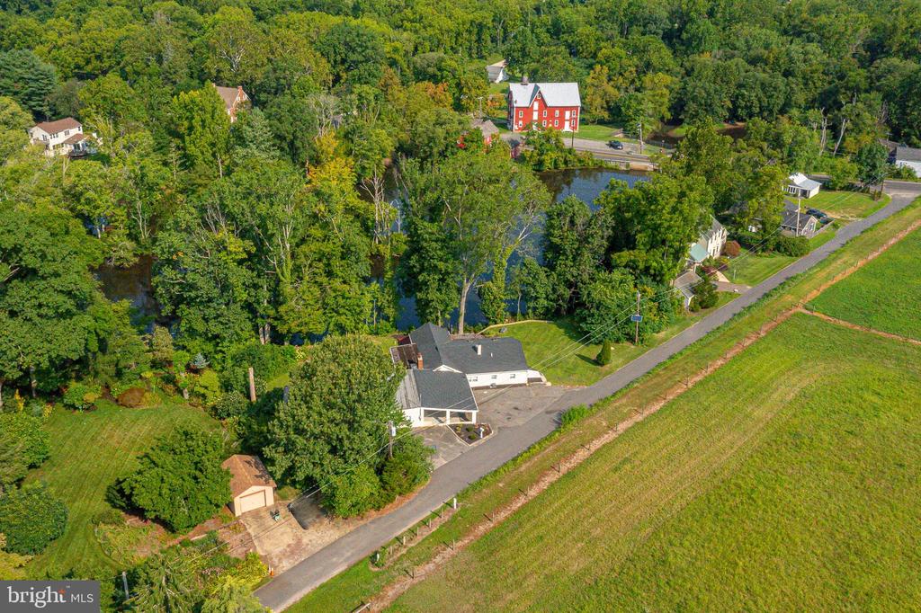 Residential in MEDFORD 4