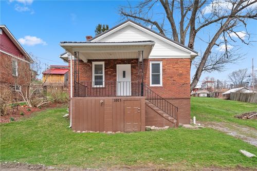 1013 Henry St, Smith, PA, 15054 | Card Image