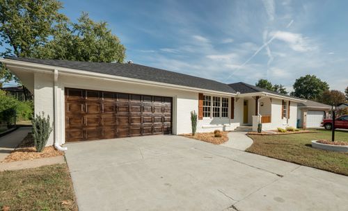 2149 E Montclair St, Springfield, MO, 65804-4540 | Card Image