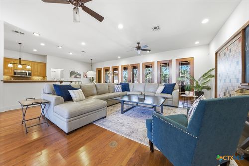 27118 Rockwall Pkwy, New Braunfels, TX, 78132-2656 | Card Image