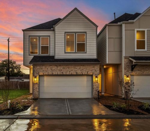 11325 Stonework Grove Ln, Houston, TX, 77076-1080 | Card Image