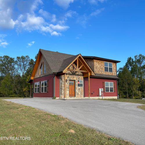 3863 Holders Grove Rd, Cosby, TN, 37722-2721 | Card Image