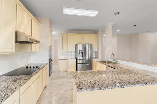 5786 Walnut Creek Dr, House other with 4 bedrooms, 3 bathrooms and null parking in Fort Worth TX | Image 11