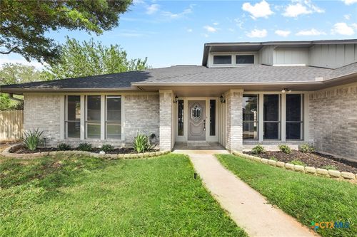 116 Newport Dr, Victoria, TX, 77904-3808 | Card Image