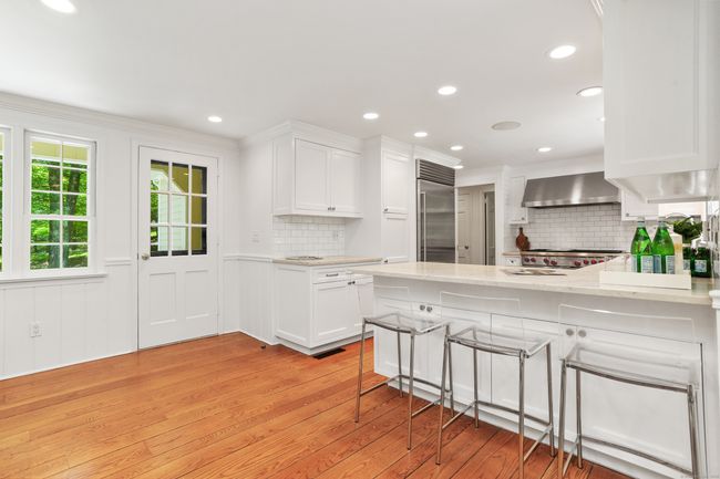 26 Heritage Ln, House other with 4 bedrooms, 4 bathrooms and 6 parking in Weston CT | Image 11