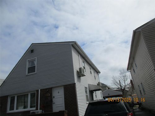 80 268th St, Glen Oaks, NY, 11004-1543 | Card Image