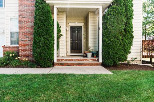 14-14 Last Leaf Cir, Windsor, CT, 06095-4733 | Card Image