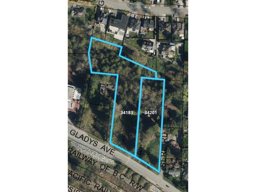 34201 Gladys Ave, Abbotsford, BC, V2S2E8 | Card Image