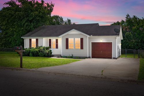 107 Pappy Dr, Oak Grove, KY, 42262-7100 | Card Image
