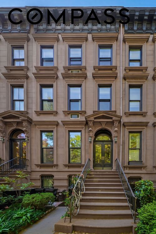 304 Clinton Ave, Brooklyn, NY, 11205-4711 | Card Image
