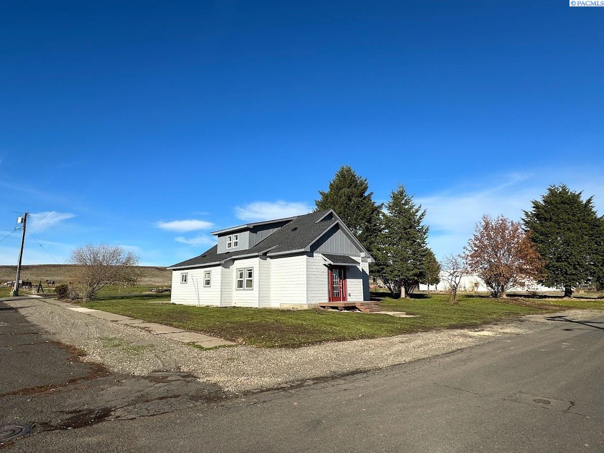 302 N Clark Ave., For Sale in La Crosse Zoocasa