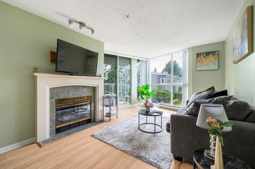 207-8450 Jellicoe St, Vancouver, BC, V5S4S9 | Card Image