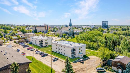 10222 105 Ave, Grande Prairie, AB, T8V1H5 | Card Image