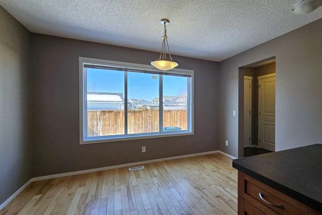 189 Copperstone Terrace Se, Home with 3 bedrooms, 2 bathrooms and 2 parking in Calgary AB | Image 9