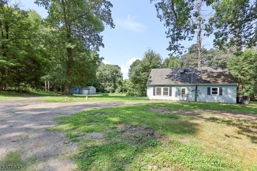 52 Whitehall Rd, Green Twp, NJ, 07821-2134 | Card Image