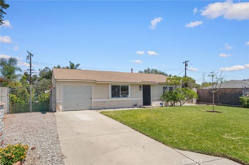 9133 Camulos Ave, Montclair, CA, 91763-1704 | Card Image