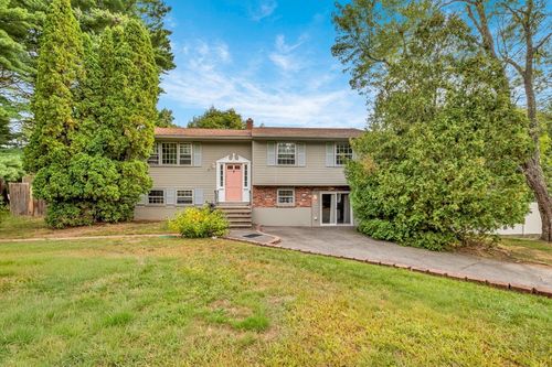 1 Howe St, Ipswich, MA, 01938-1111 | Card Image