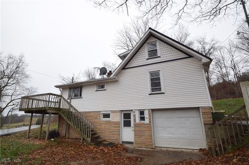 5590 Dover Zoar Rd Ne, Dover, OH, 44622-7944 | Card Image