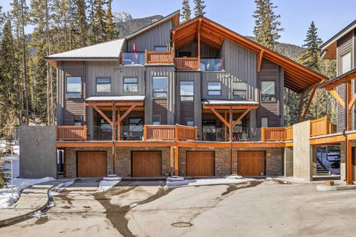 501h-3000 Stewart Creek Dr, Canmore, AB, T1W0G5 | Card Image