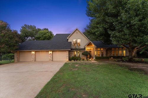 1408 E Lake Dr, Gladewater, TX, 75647-9205 | Card Image