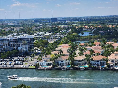 apt-2206-2301 S Ocean Dr, Hollywood, FL, 33019-2626 | Card Image