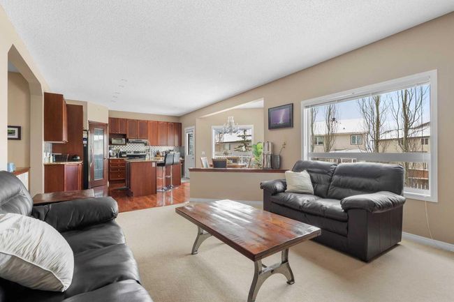13 Royal Birch Hill Nw, Home with 6 bedrooms, 3 bathrooms and 4 parking in Calgary AB | Image 8