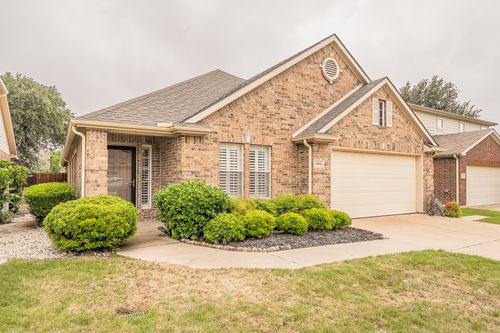 4504 Chris Dr, Fort Worth, TX, 76244-5825 | Card Image