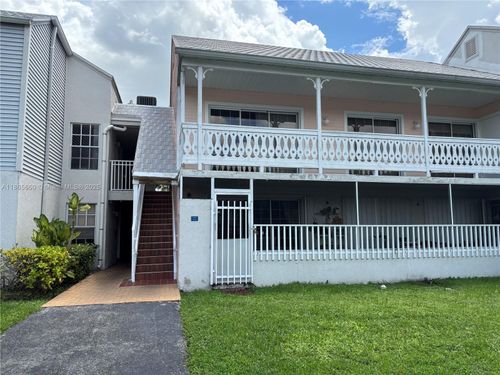apt-101-10421 Mahogany Key Cir, Miami, FL, 33196-2460 | Card Image