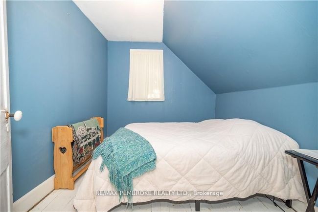 8744 Highway 60 Highway, Home with 3 bedrooms, 1 bathrooms and 20 parking in North Algona Wilberforce ON | Image 20