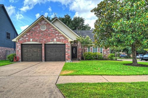 9859 Meadow Bend Ln, Houston, TX, 77065-4398 | Card Image