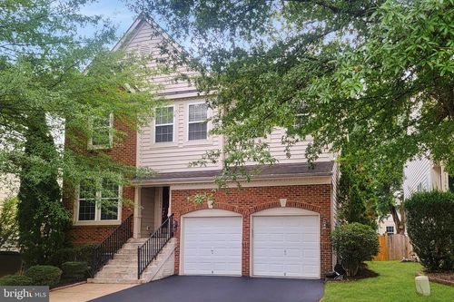 13039 Quate Ln, WOODBRIDGE, VA, 22192-5323 | Card Image
