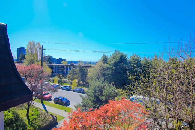 306 - 270 W 3 Rd Street, Condo with 1 bedrooms, 1 bathrooms and 1 parking in North Vancouver BC | Image 11
