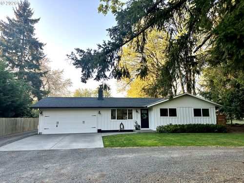 19251 Central Point Rd, Oregon City, OR, 97045-8903 | Card Image