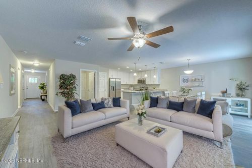 4126 Collins Rd, JACKSONVILLE, FL, 32244-9615 | Card Image