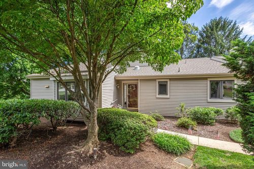 556 Franklin Way, WEST CHESTER, PA, 19380-5711 | Card Image