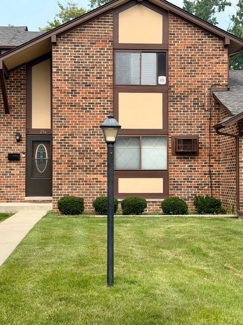 1S216 Ardmore Ave, Villa Park, IL, 60181-3758 | Card Image