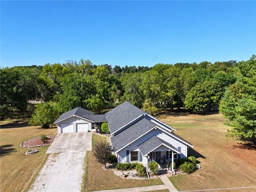 128 Riverview Dr, Anderson, MO, 64831-8412 | Card Image