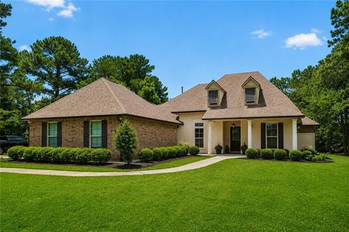426 Long Lake Dr, Covington, LA, 70435-0246 | Card Image