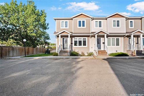 110-4102 3rd Ave N, Regina, SK, S4R2B7 | Card Image
