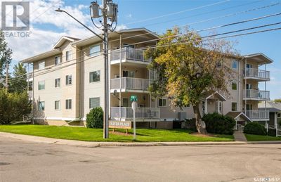 202 - 2405 1st Ave W, Condo with 2 bedrooms, 2 bathrooms and null parking in Prince Albert SK | Image 1