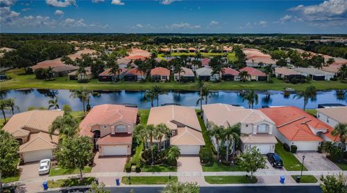 4918 Sandy Brook Cir, Wimauma, FL, 33598-4020 | Card Image