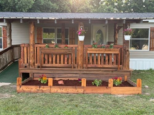 111 Jana Ln, Hohenwald, TN, 38462-2278 | Card Image