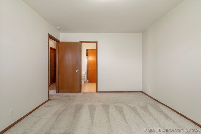 441 S 127 Th East Ave, House other with 3 bedrooms, 2 bathrooms and null parking in Tulsa OK | Image 25