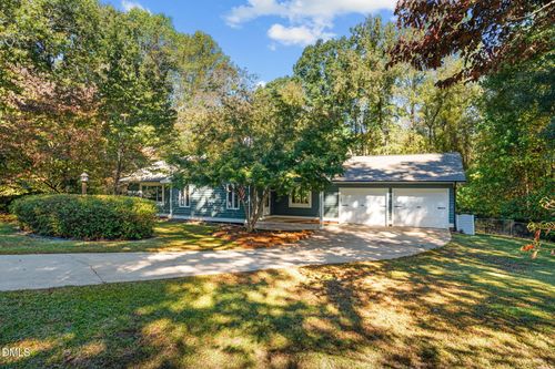 108 Oaklake Ct, Fuquay Varina, NC, 27526-9347 | Card Image