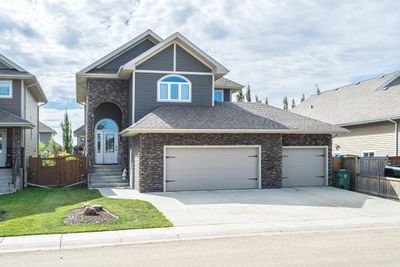 5705 21 St, House detached with 5 bedrooms, 3 bathrooms and 6 parking in Lloydminster AB | Image 1