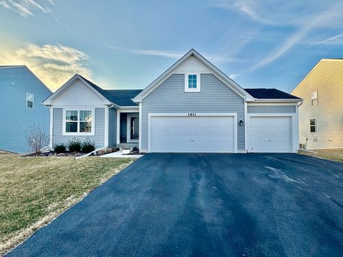 1911 Pauline Pl, Plano, IL, 60545-1095 | Card Image